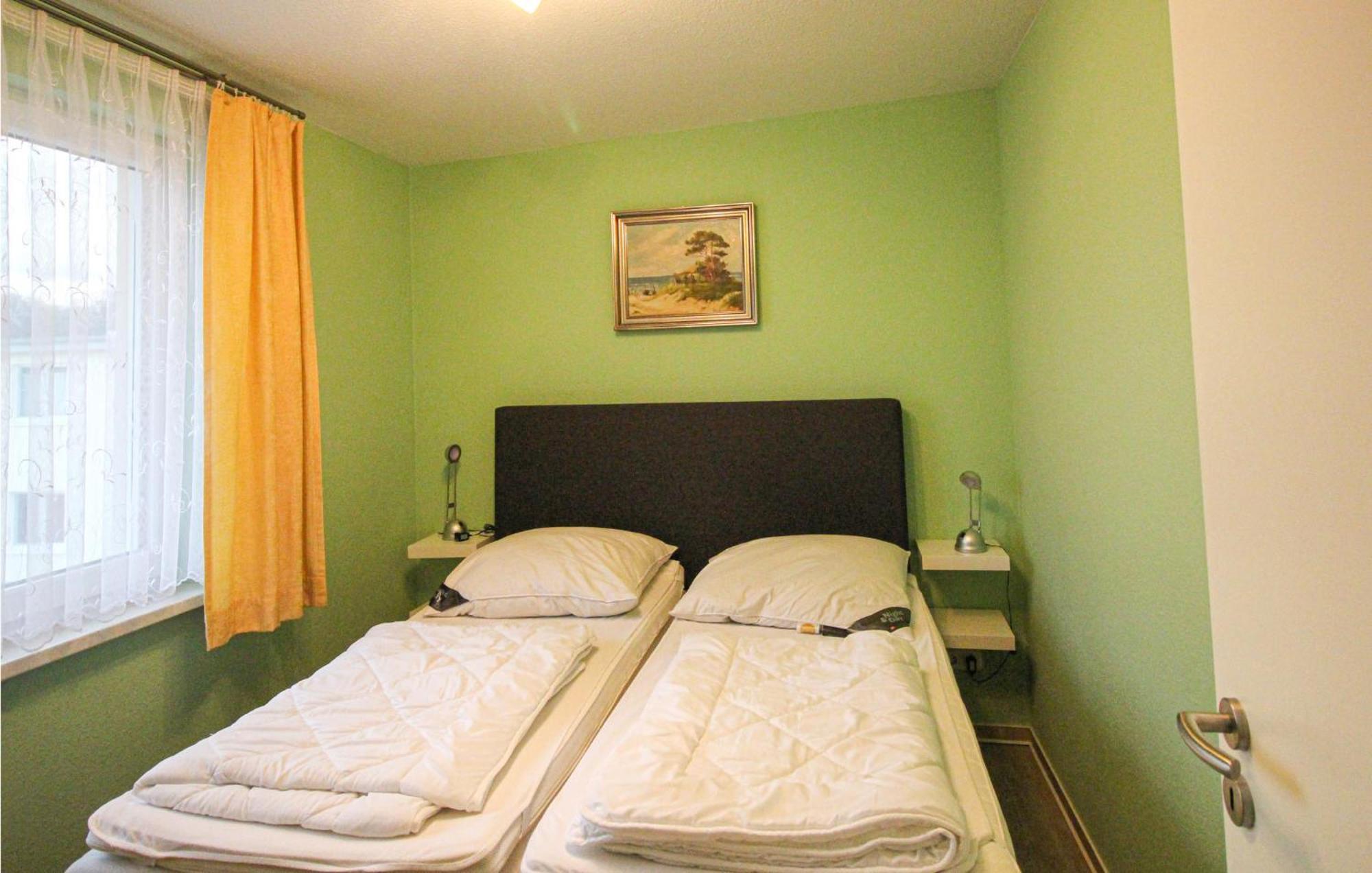 Stunning Apartment In Graal-Mueritz With Kitchen Ngoại thất bức ảnh